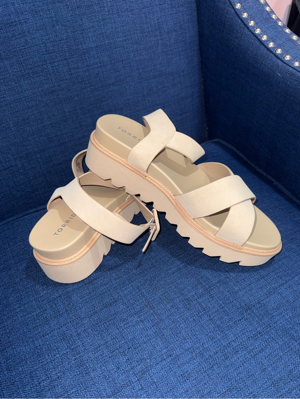 torrid Cream Cross-Strap Platform Slide Sandals Size 11ww